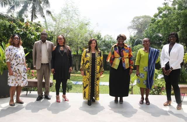 Bodour Al Qasimi with representatives of ASSEDI